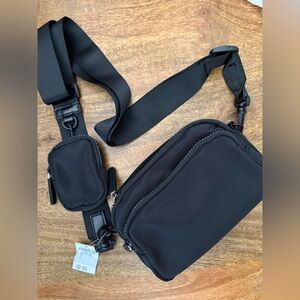 American Eagle Crossbody NWT